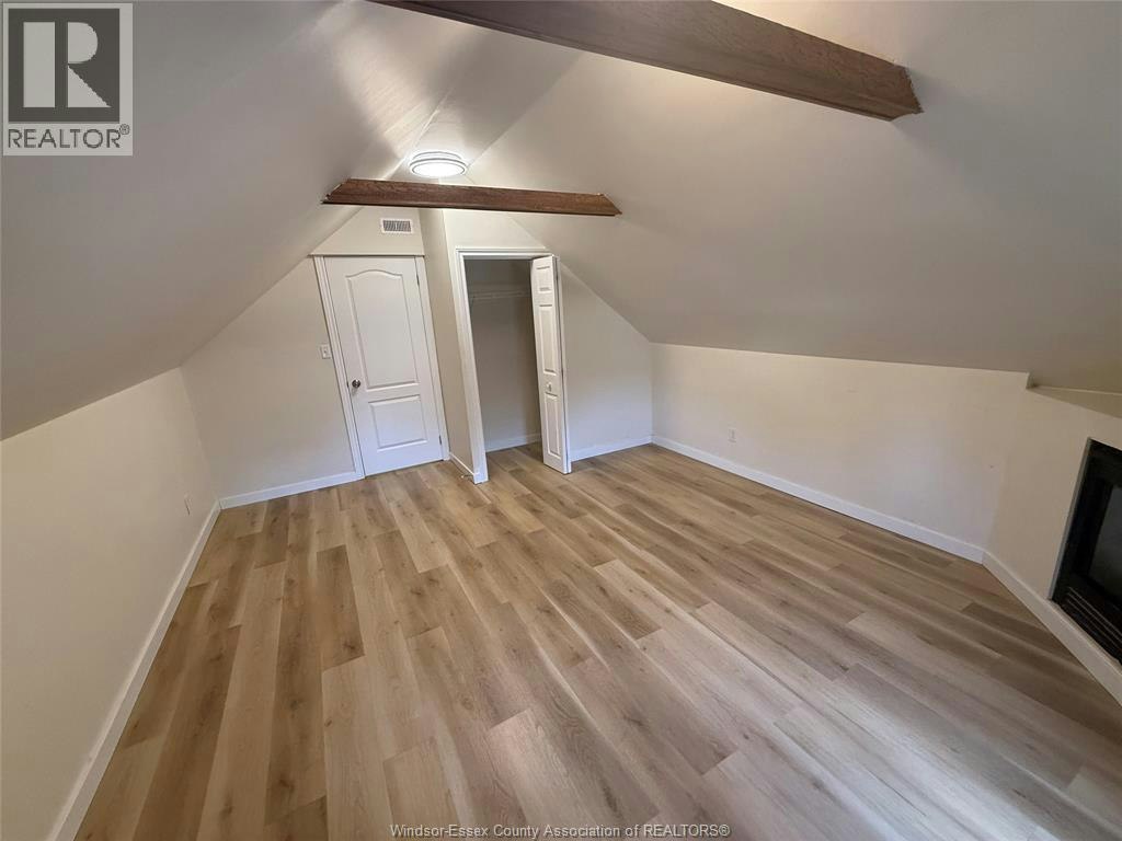 UPPER-699 Charlotte Street, Windsor, ON, N8X 3A6 - 7