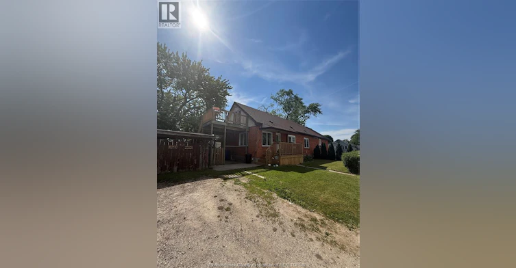 UPPER-699 Charlotte Street, Windsor, ON, N8X 3A6