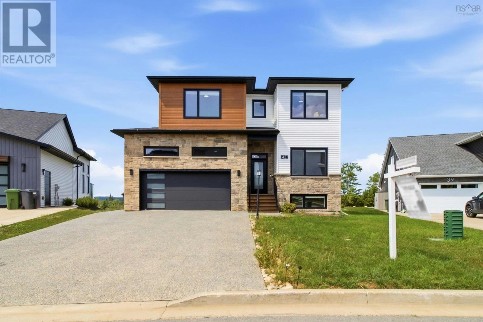 43 Tuscany Run, Timberlea, NS, B3T 0L2