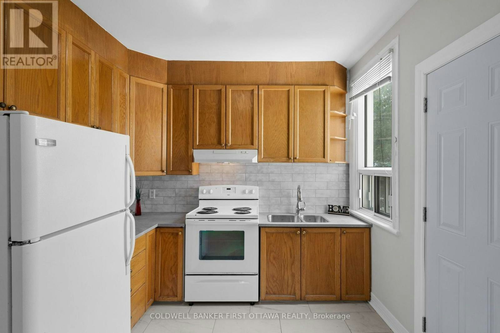 176 Rochester Street, Ottawa, ON, K1R 7M6 - 12