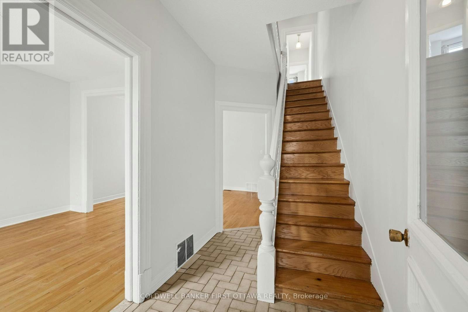 176 Rochester Street, Ottawa, ON, K1R 7M6 - 5