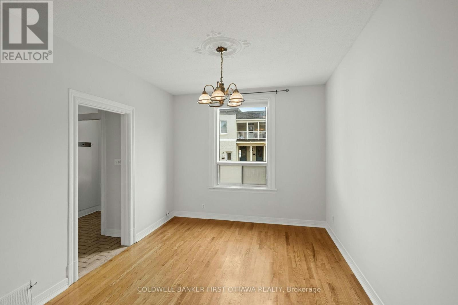 176 Rochester Street, Ottawa, ON, K1R 7M6 - 7