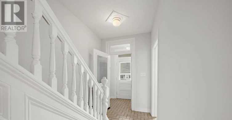 176 Rochester Street, Ottawa, ON, K1R 7M6 - 4
