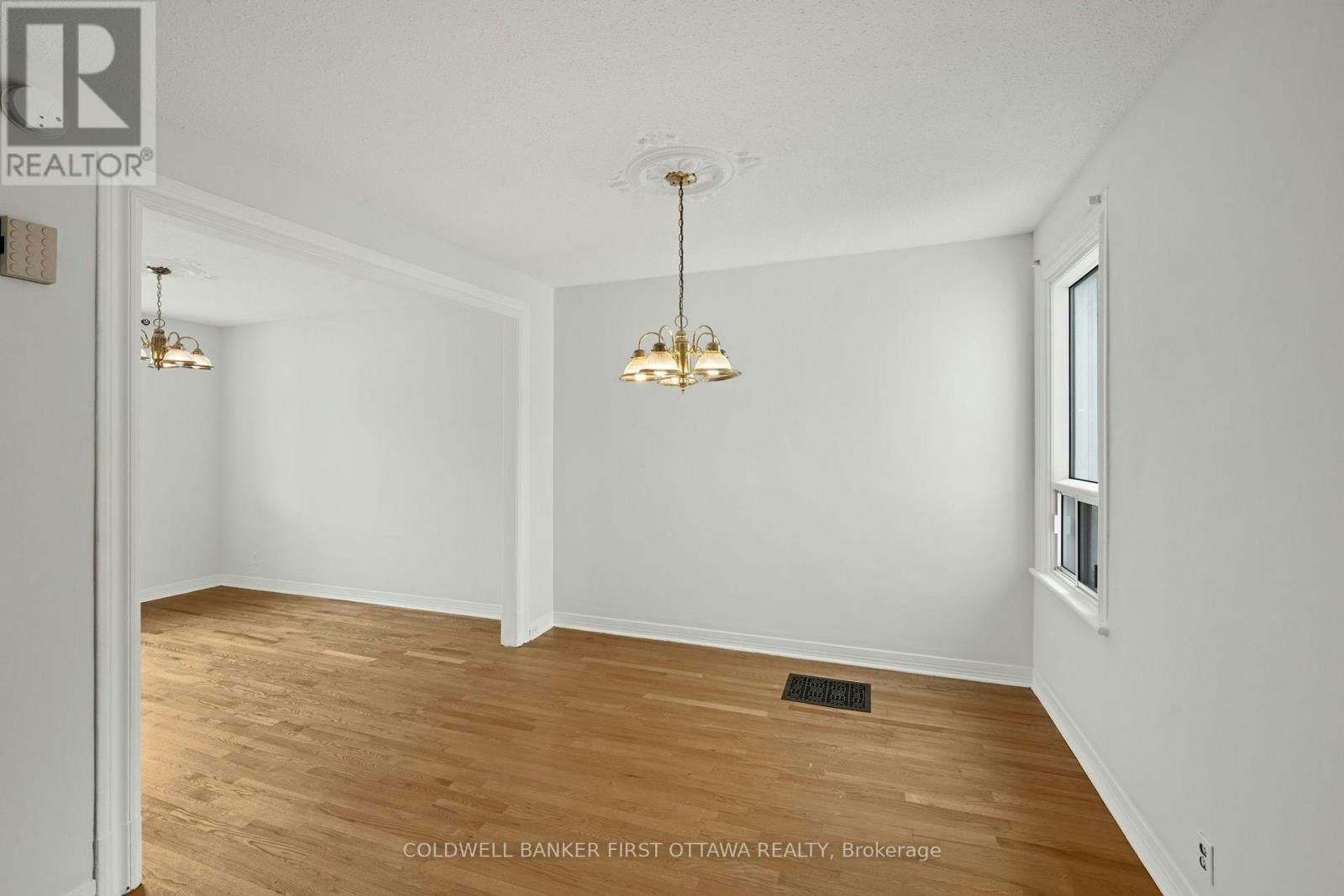 176 Rochester Street, Ottawa, ON, K1R 7M6 - 9