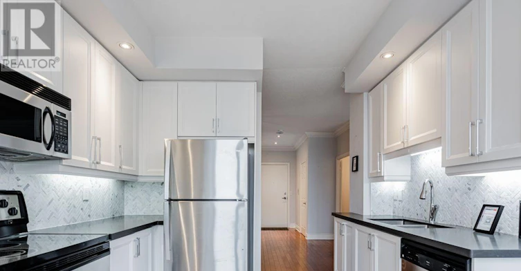 PH36-250 Wellington Street W, Toronto, ON, M5V 3P6 - 7