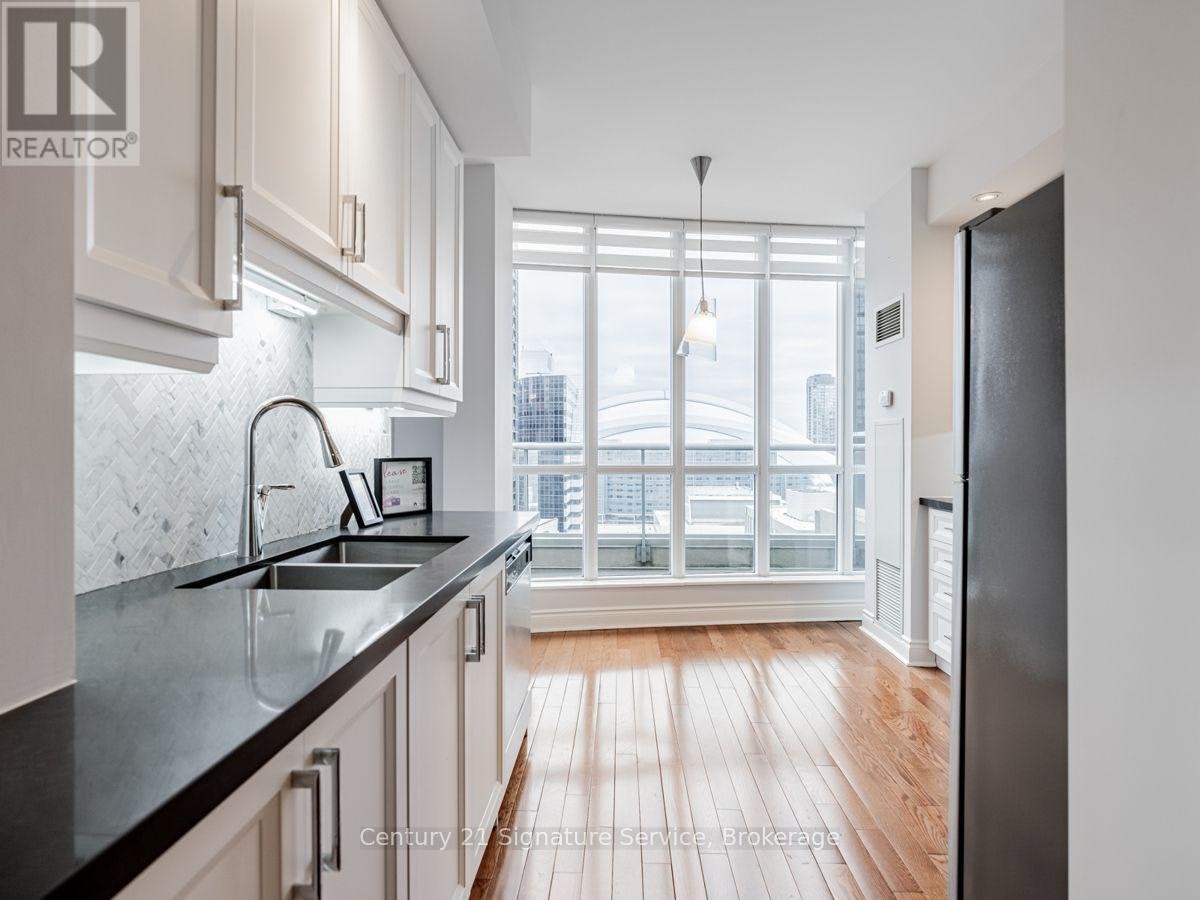 PH36-250 Wellington Street W, Toronto, ON, M5V 3P6 - 4