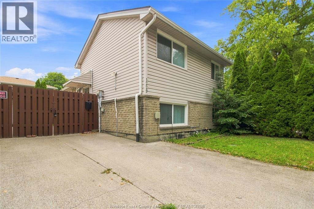 1229 Arncliffe Place, Windsor, ON