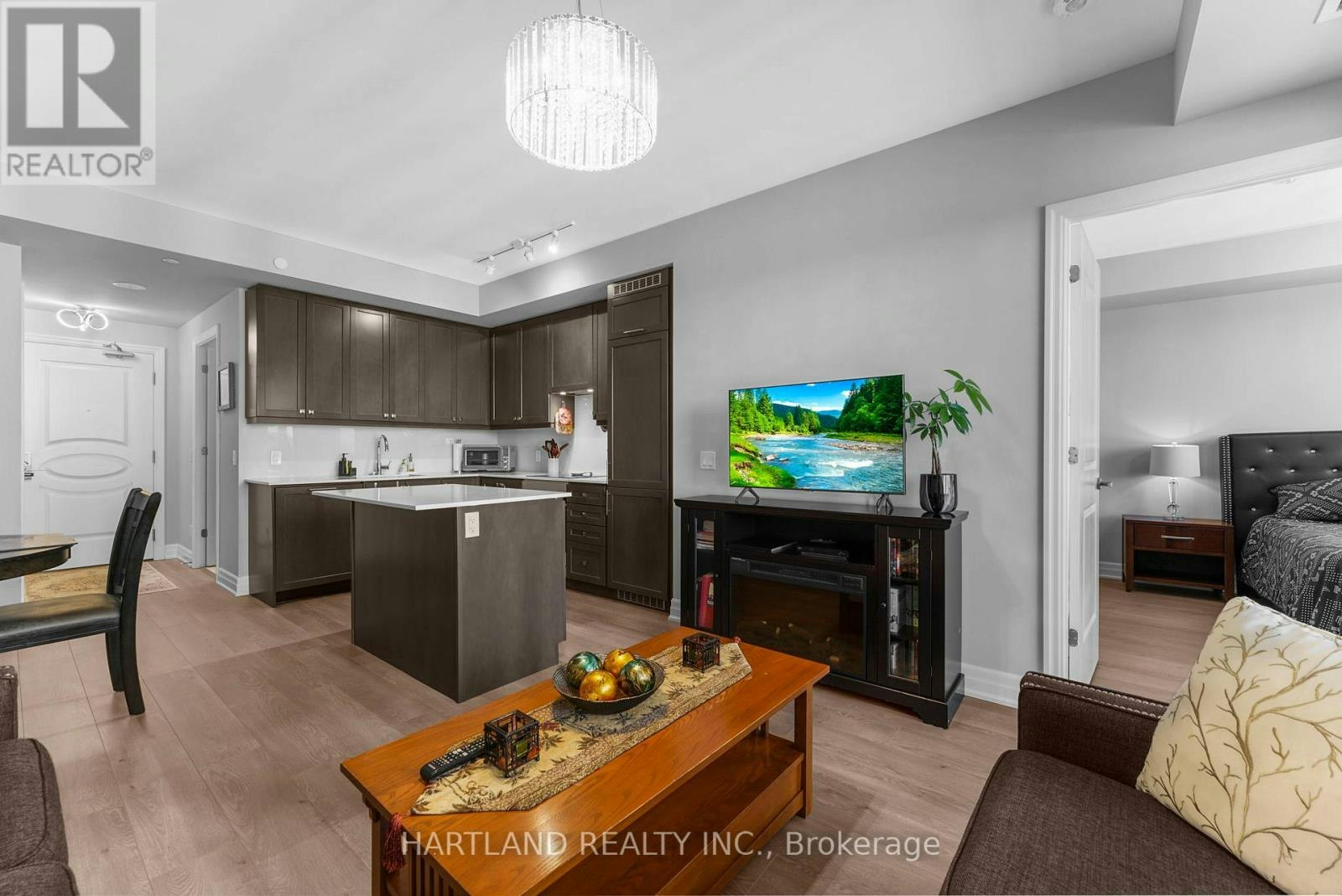 810-9075 Jane Street, Vaughan, ON, L4K 0L7 - 7