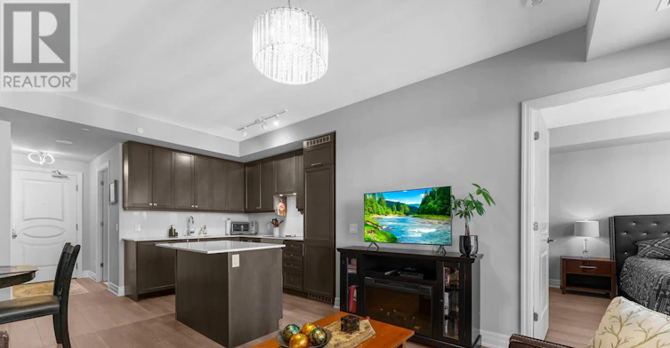 810-9075 Jane Street, Vaughan, ON, L4K 0L7 - 7