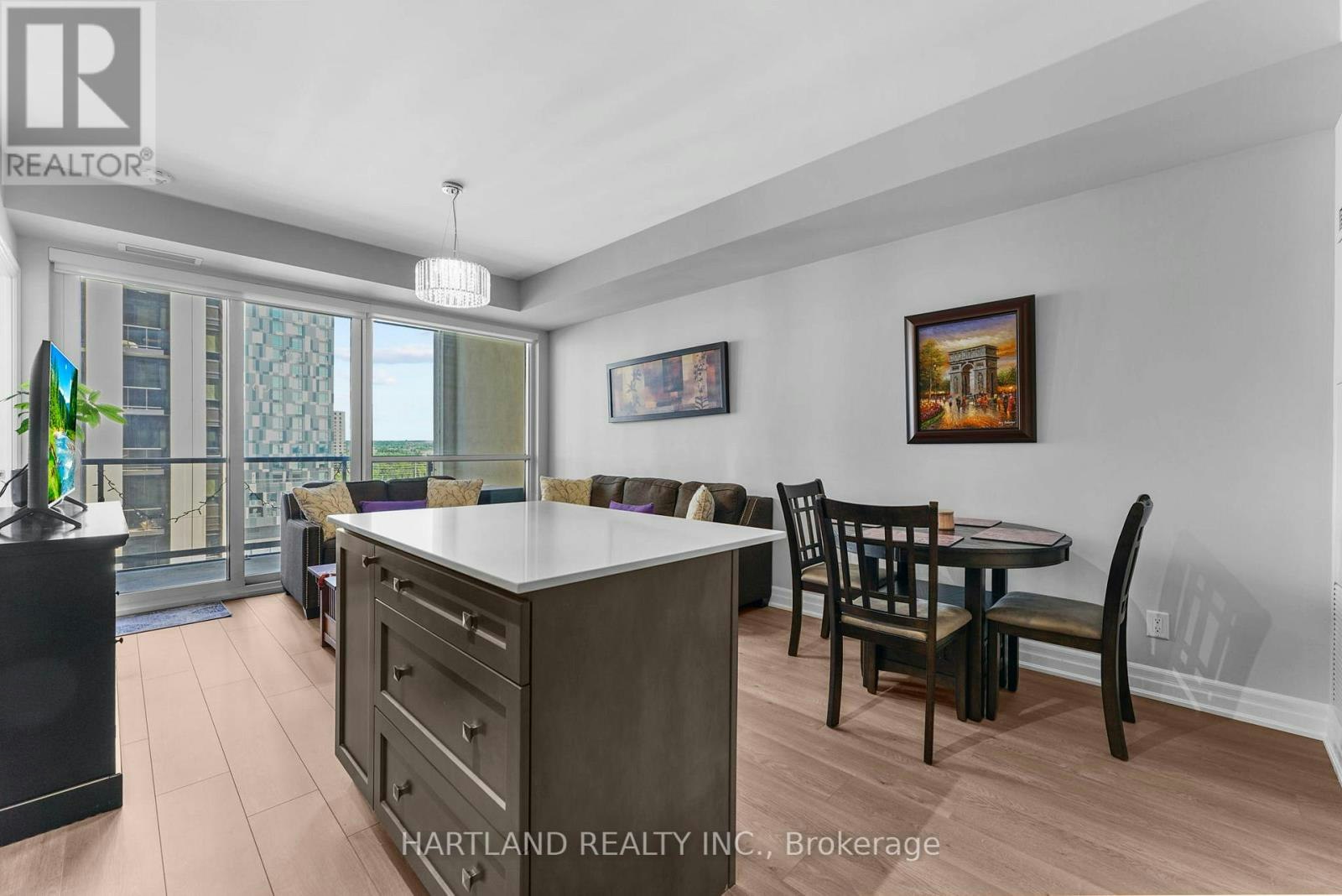 810-9075 Jane Street, Vaughan, ON, L4K 0L7 - 11
