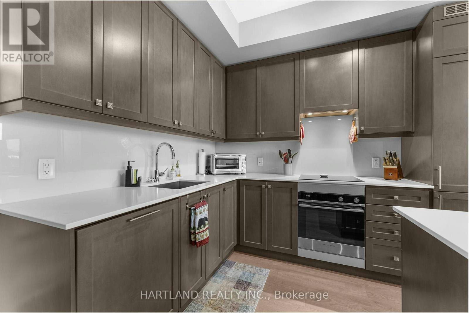 810-9075 Jane Street, Vaughan, ON, L4K 0L7 - 13