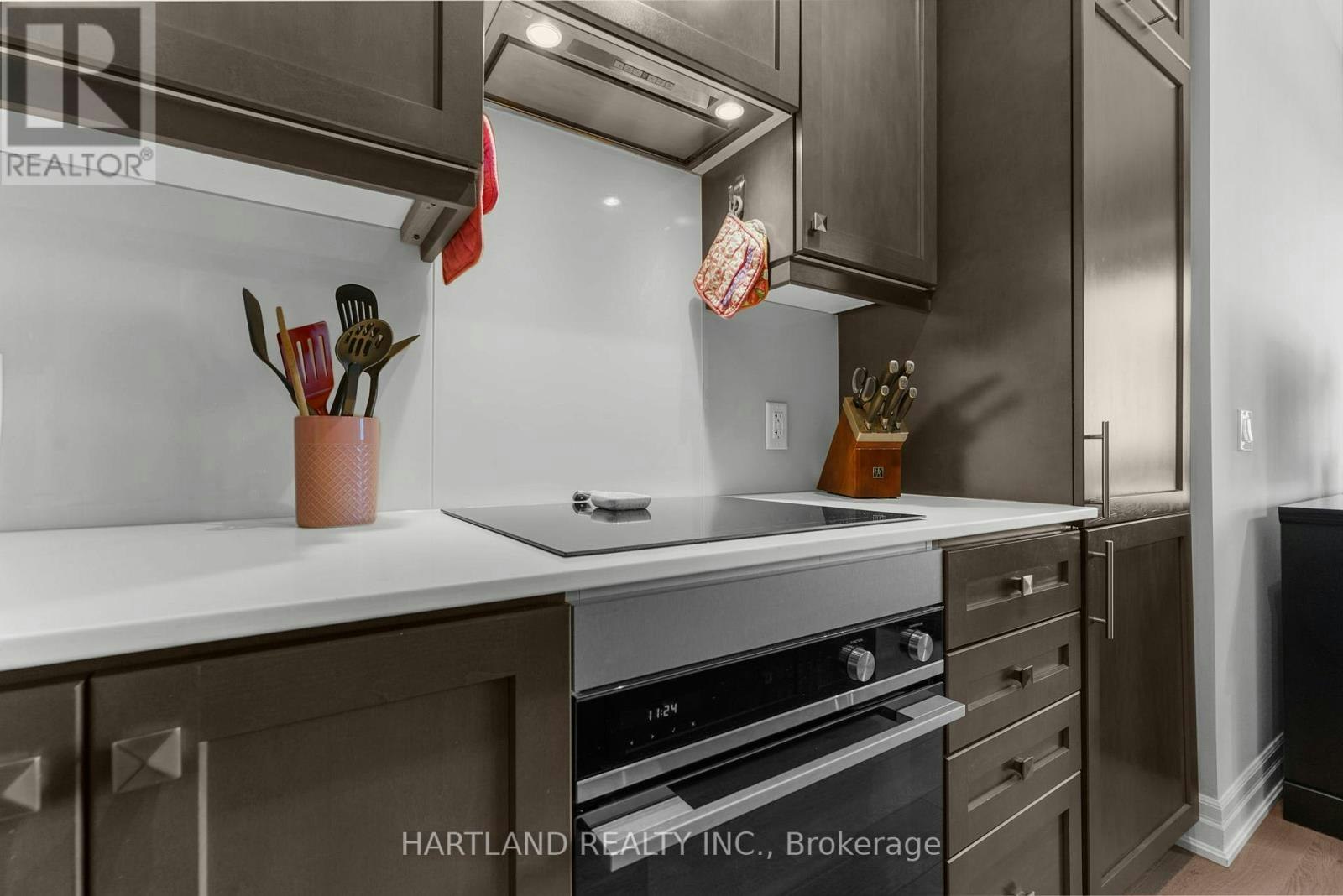 810-9075 Jane Street, Vaughan, ON, L4K 0L7 - 14