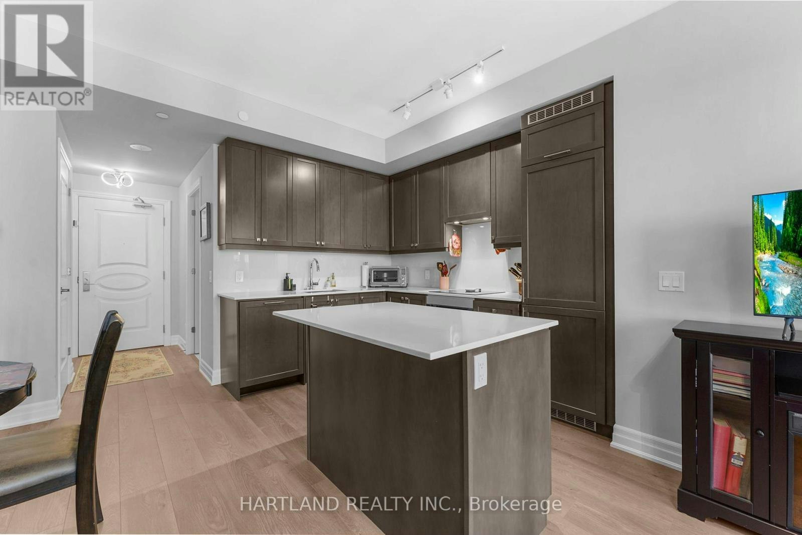 810-9075 Jane Street, Vaughan, ON, L4K 0L7 - 10