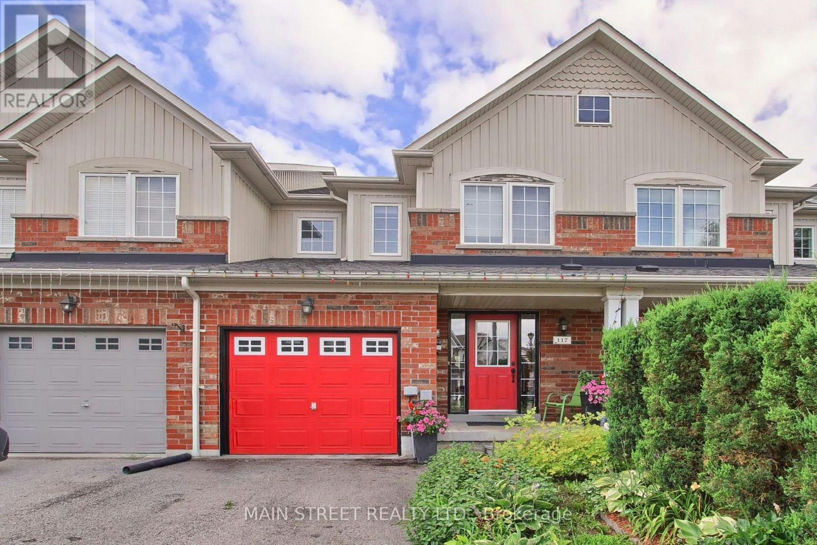 117 Hammill Heights, East Gwillimbury, ON, L0G 1M0