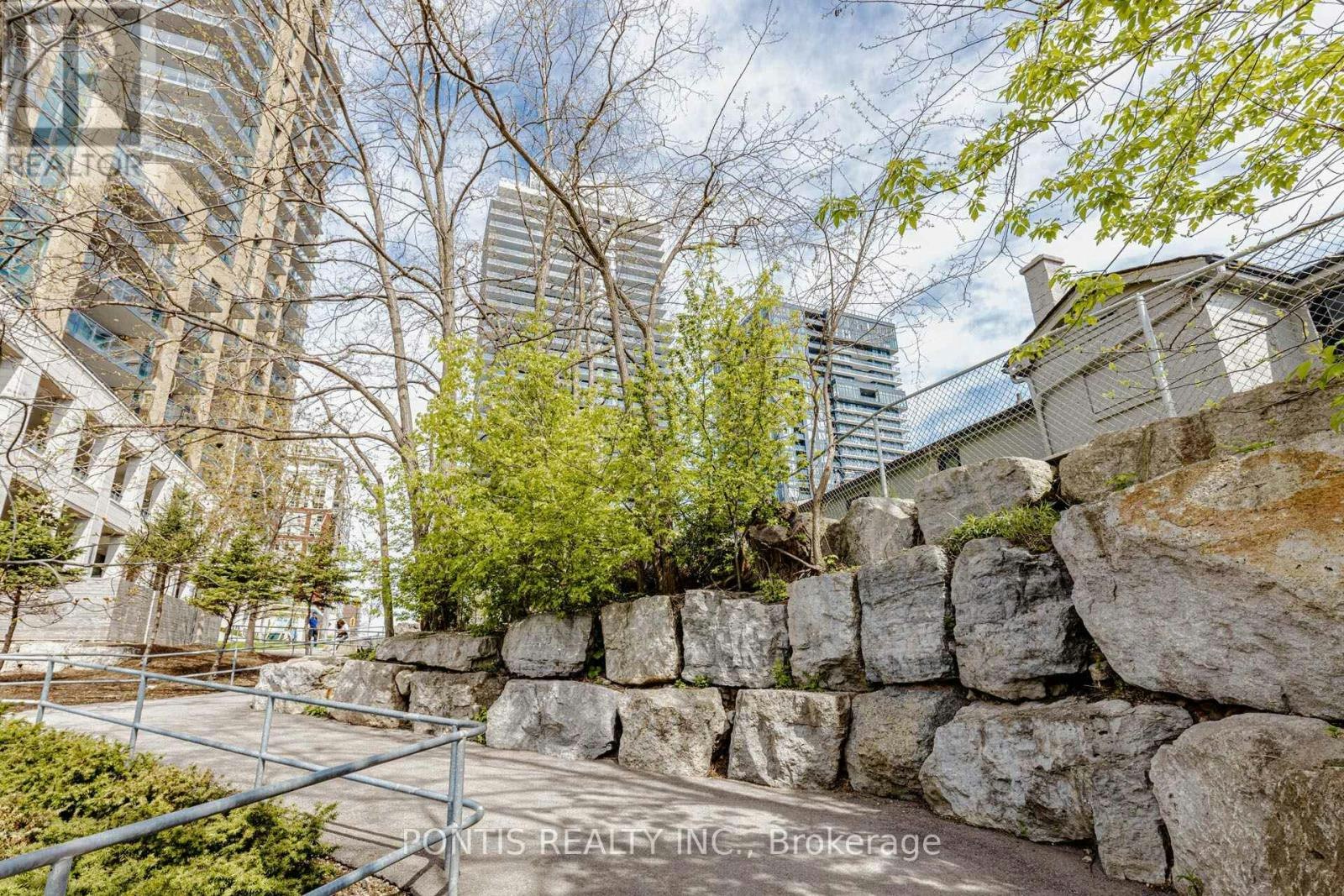 404-2075 Lakeshore Road, Burlington, ON, L7R 1E2 - 27
