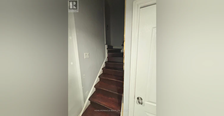 16 Truro Circle, Brampton, ON, L7A 4E4