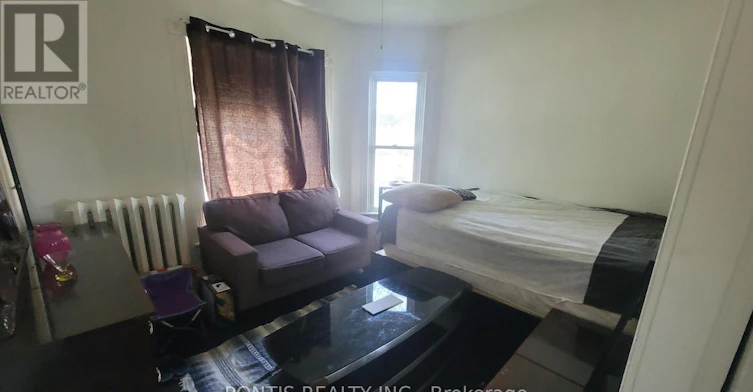 FIRST FLOOR-452 Confederation Street, Sarnia, ON, N7T 3G8 - 3