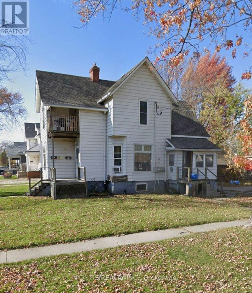 FIRST FLOOR-452 Confederation Street, Sarnia, ON, N7T 3G8