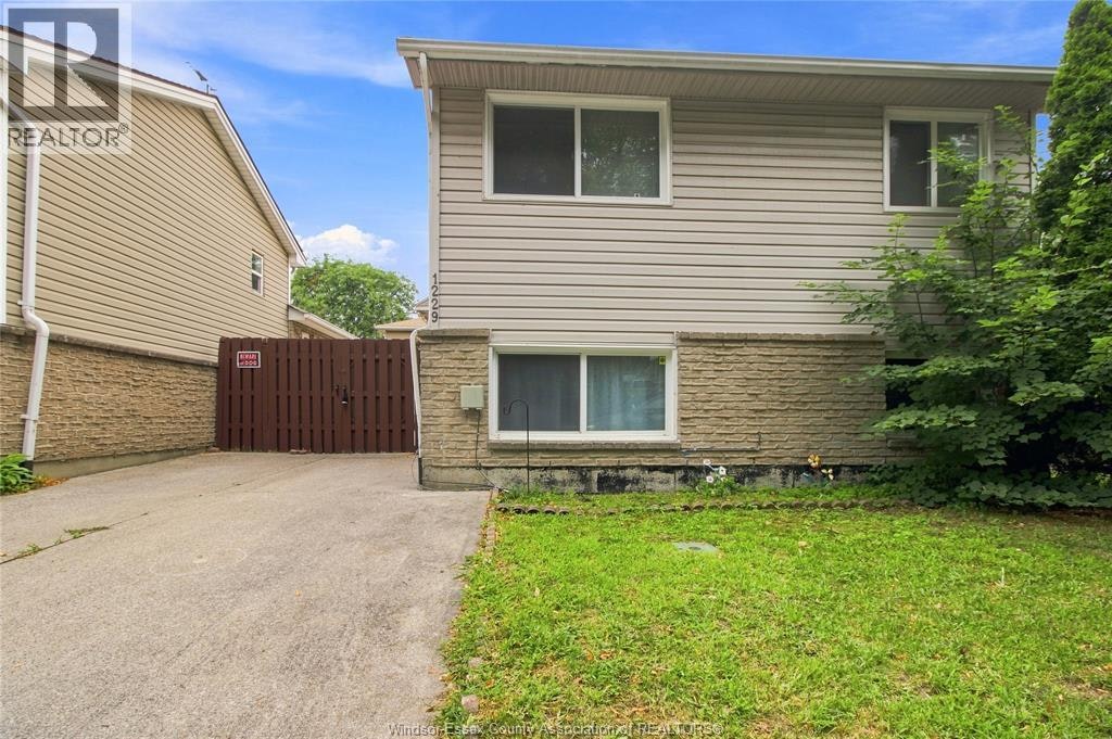 1229 Arncliffe Place, Windsor, ON