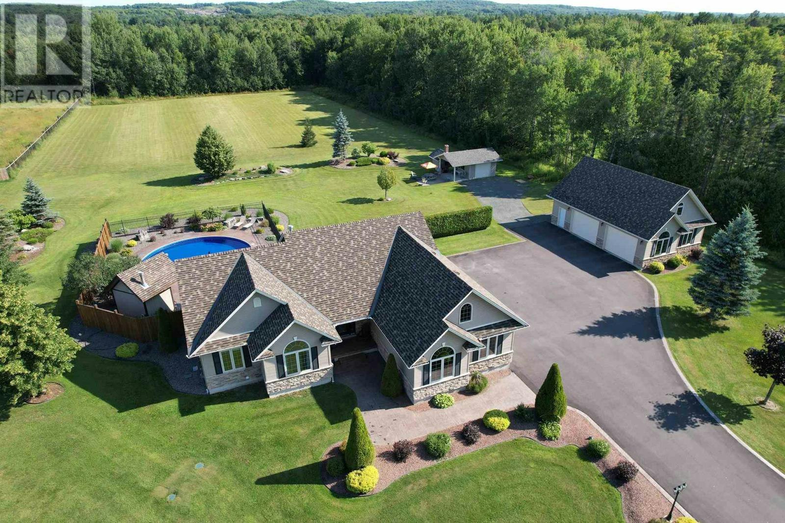 1178 Third Lin, Sault Ste. Marie, ON, P6A 5K8