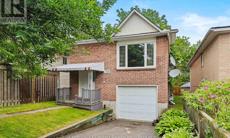 718 Mountain Ash Road