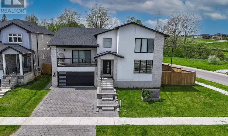 2705 Oriole Drive