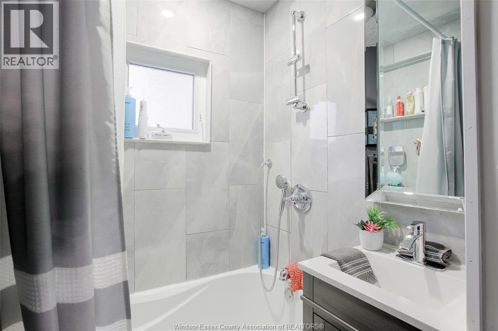 3612 King, Windsor, ON, N9C 1P5 - 20