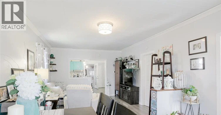 3612 King, Windsor, ON, N9C 1P5 - 5