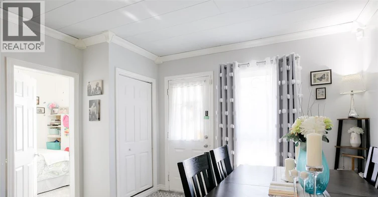 3612 King, Windsor, ON, N9C 1P5 - 3