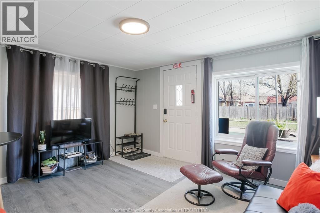639 Watkins, Windsor, ON, N9C 2Y5 - 6