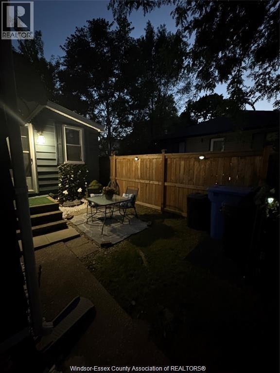 639 Watkins, Windsor, ON, N9C 2Y5 - 18