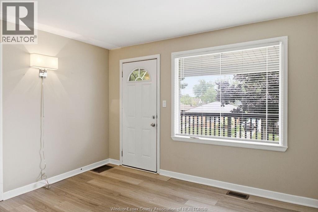 UPPER-1338 Bernard Road, Windsor, ON, N8Y 4K1 - 8