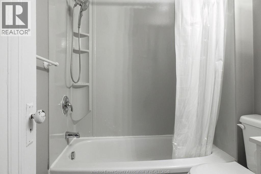 UPPER-1338 Bernard Road, Windsor, ON, N8Y 4K1 - 14