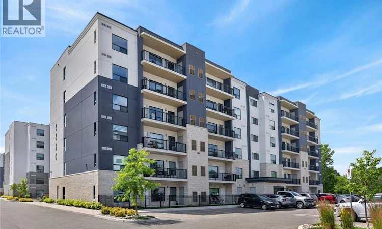 109-3320 Stella Crescent
