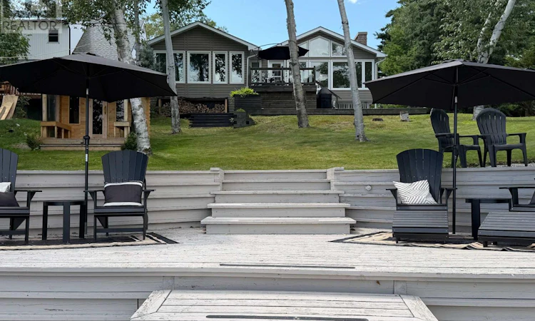 356 Lakeside Drive