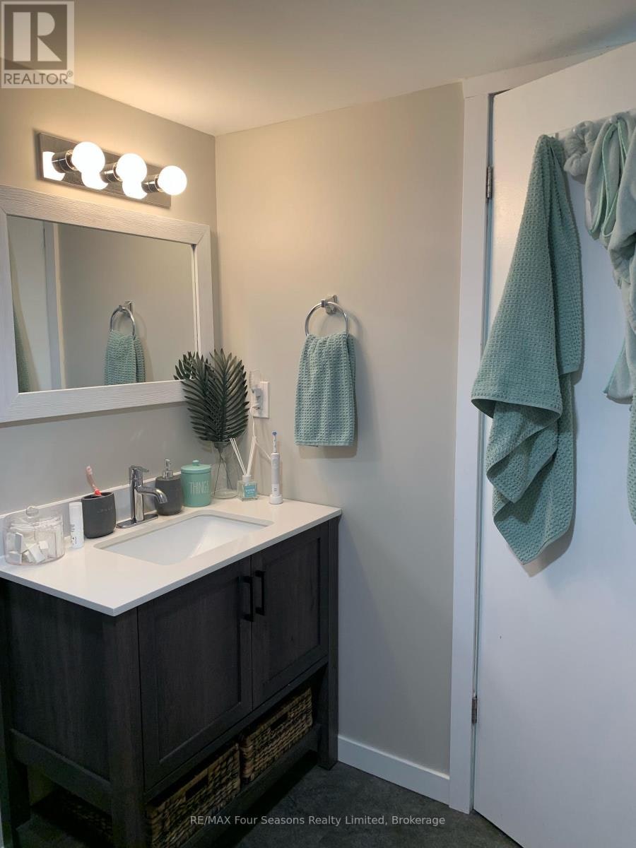 2-57 Courtice Crescent, Collingwood, ON, L9Y 4N7 - 6