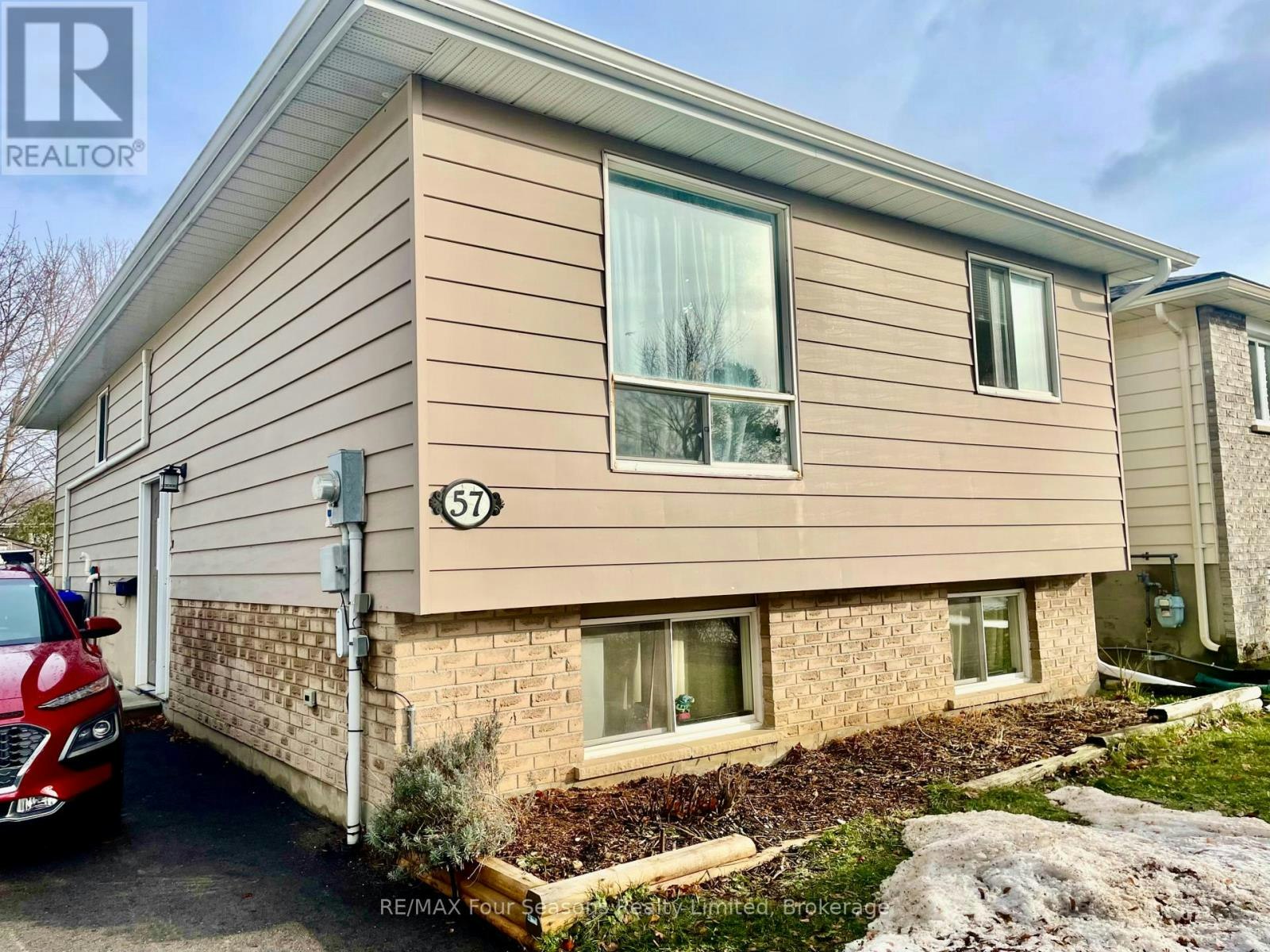 2-57 Courtice Crescent, Collingwood, ON, L9Y 4N7