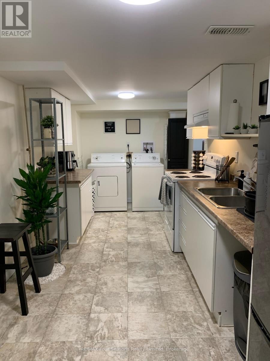 2-57 Courtice Crescent, Collingwood, ON, L9Y 4N7 - 2