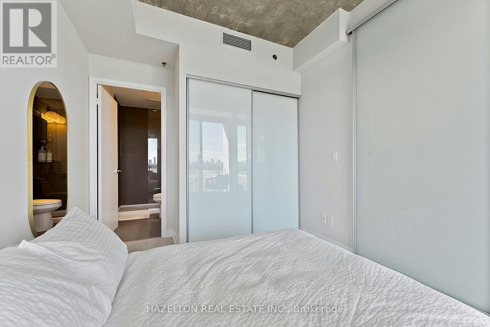 825-20 Minowan Miikan Lane, Toronto, ON, M6J 0E5 - 9