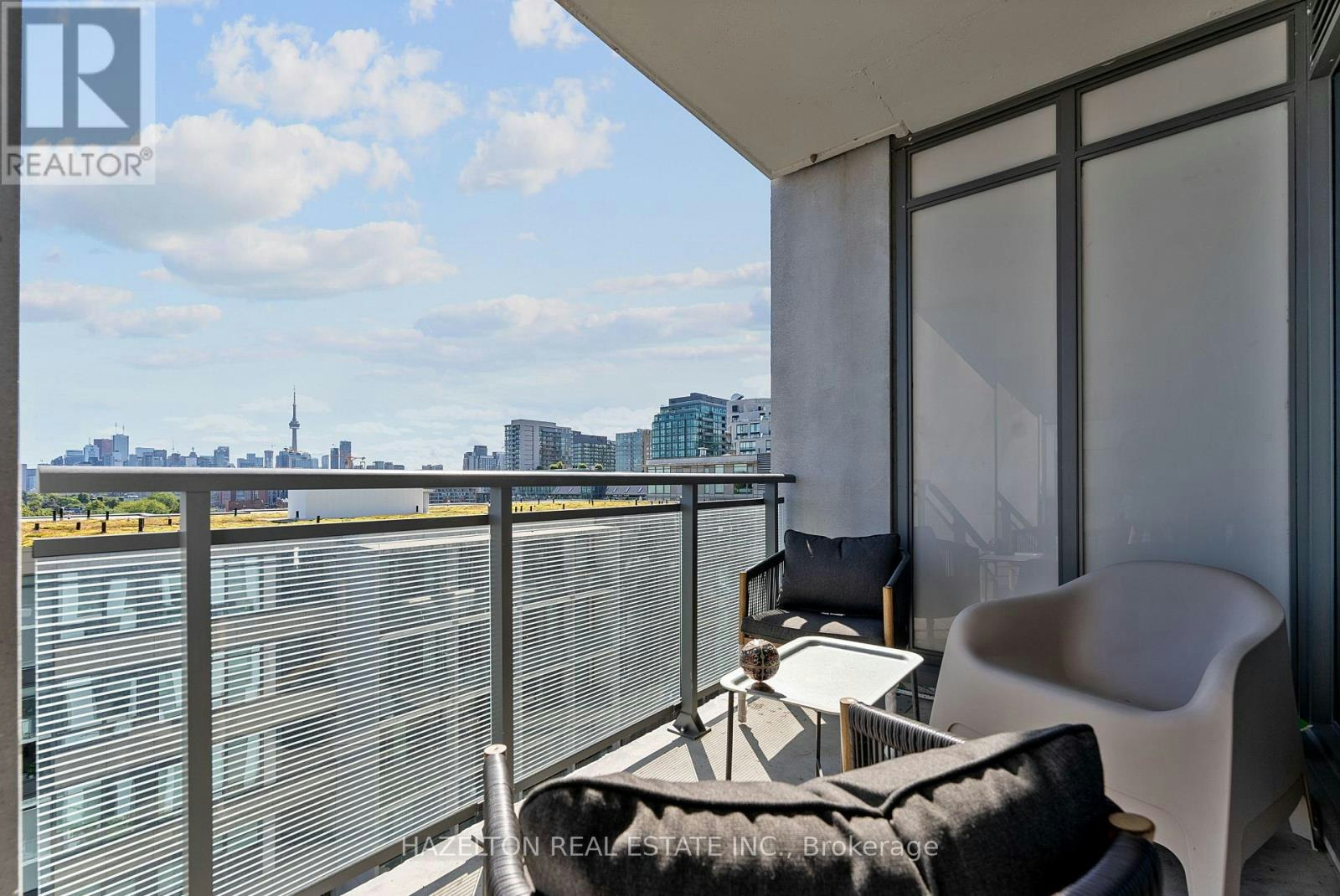 825-20 Minowan Miikan Lane, Toronto, ON, M6J 0E5 - 18