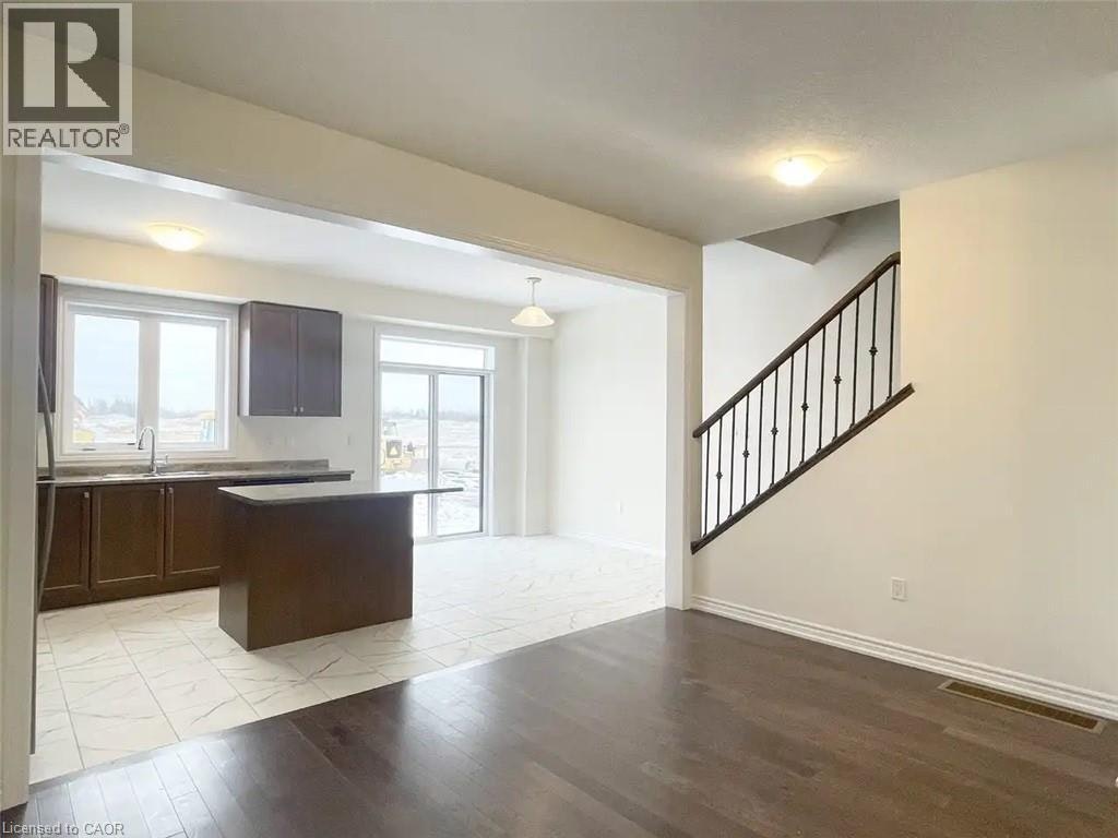 9 Baskett Street, Brantford, ON, N3T 0W3 - 3