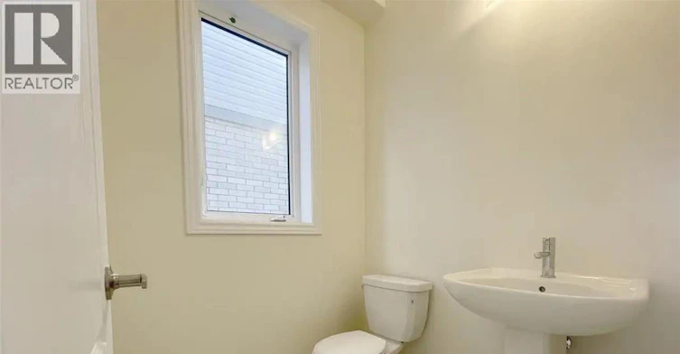 9 Baskett Street, Brantford, ON, N3T 0W3 - 6