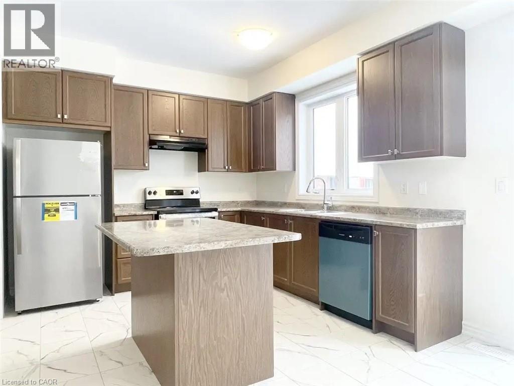 9 Baskett Street, Brantford, ON, N3T 0W3 - 2