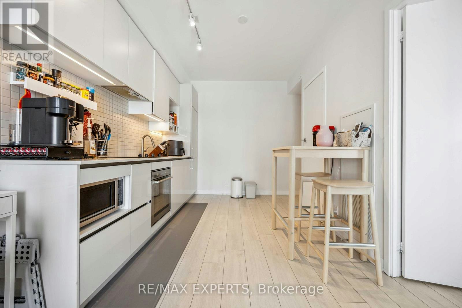 3310-950 Portage Parkway, Vaughan, ON, L4K 0J7 - 3