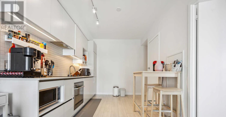 3310-950 Portage Parkway, Vaughan, ON, L4K 0J7 - 3