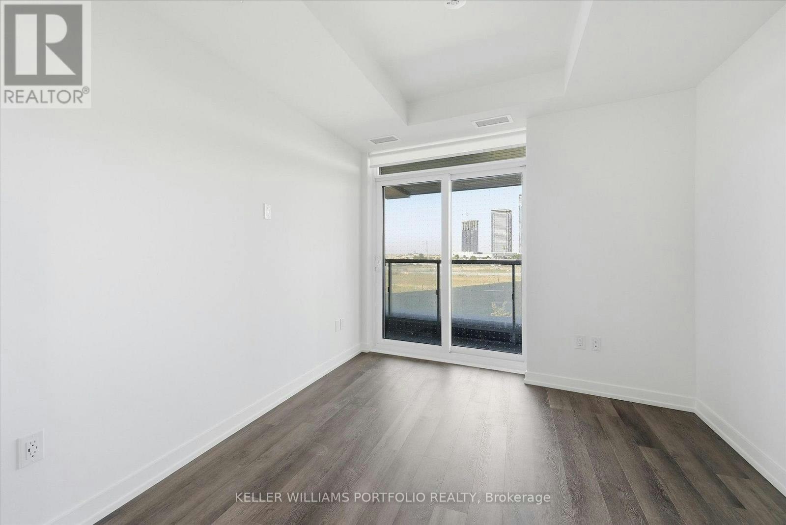 210-5 Meadowdale Road, Toronto, ON, L4K 0C7 - 12
