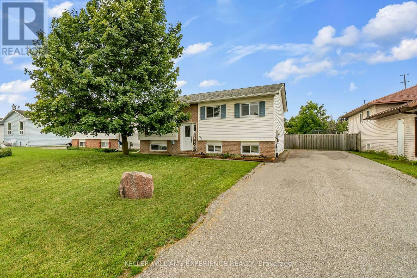 379 High Street, Orillia, ON, L3V 4X6