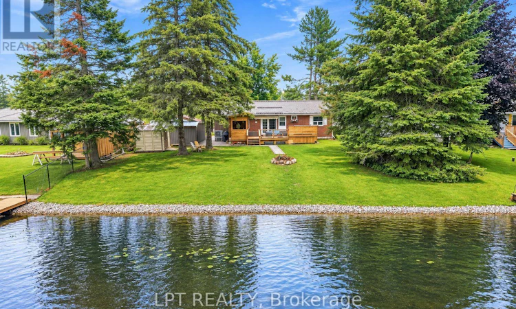2628 Westshore Crescent