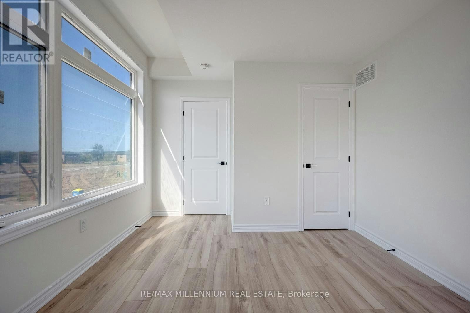 UPPER-36 Thornbird Crescent, Brampton, ON, L7A 0B8 - 8