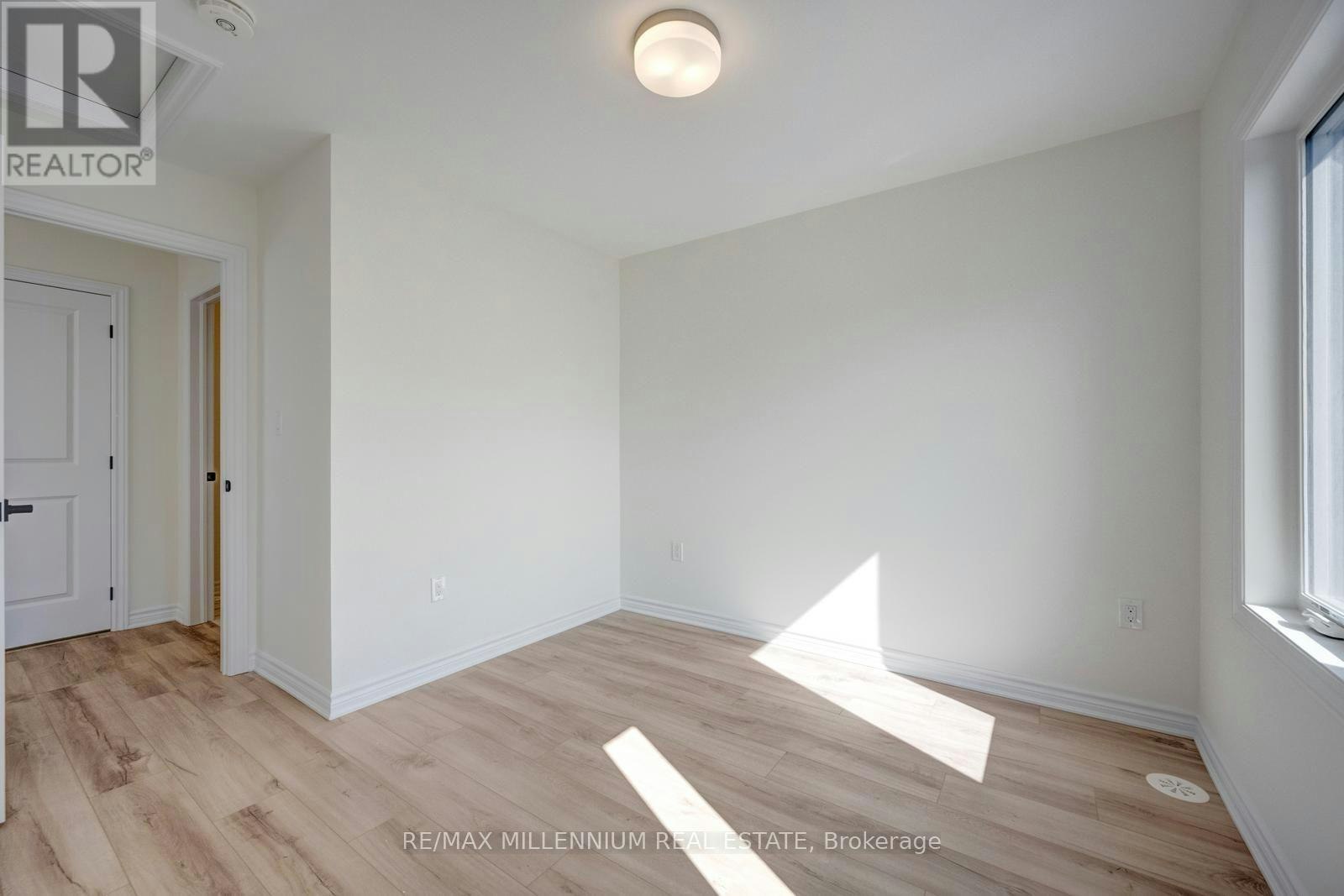 UPPER-36 Thornbird Crescent, Brampton, ON, L7A 0B8 - 4